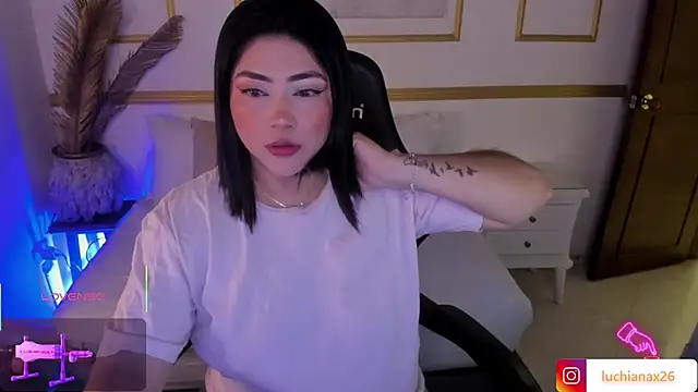 Snapshot of lucy26_ chatting on 02/26/25, 02:15 lucy26 online show from 02/26/25, 02:15