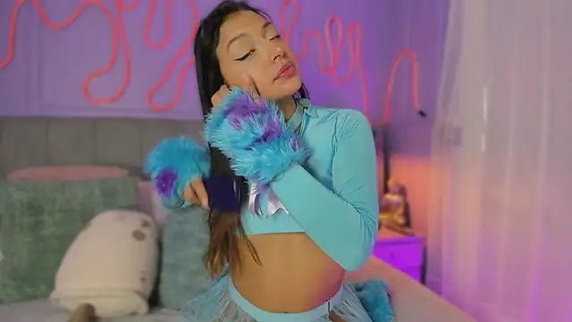 Sofly s online show from 10/17/25, 11:57