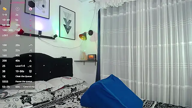 Snapshot of Tomas_and_liam chatting on 03/06/25, 05:14 Tomas and liam online show from 03/06/25, 05:14