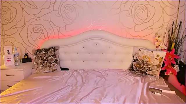 Snapshot of Elizabettalee chatting on 02/21/25, 04:40 Elizabettalee online show from 02/21/25, 04:40