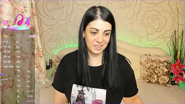 Snapshot of Elizabettalee chatting on 03/05/25, 05:39 Elizabettalee online show from 03/05/25, 05:39