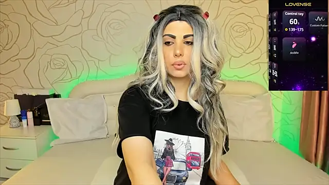 Snapshot of Elizabettalee chatting on 09/10/25, 05:57 Elizabettalee online show from 09/10/25, 05:57