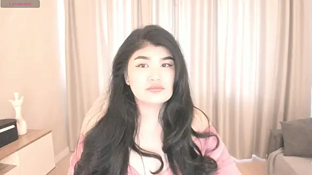 Snapshot of mia_lui chatting on 07/01/26, 03:41 mia lui online show from 07/01/26, 03:41