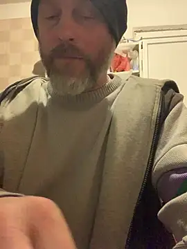 Snapshot of GHsveter chatting on 04/29/26, 08:04 GHsveter online show from 04/29/26, 08:04
