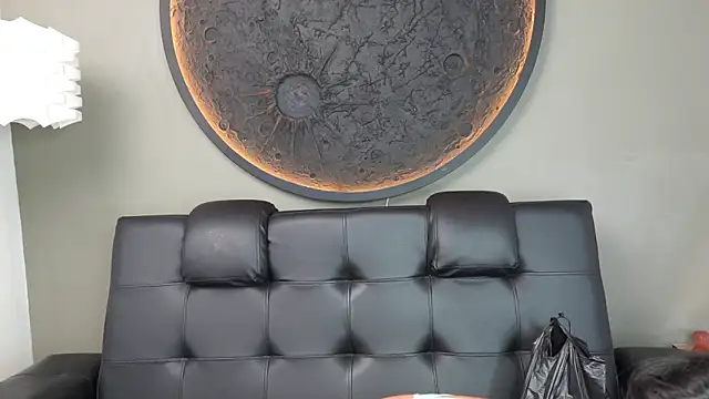 miss vaiolette online show from 02/25/26, 11:09