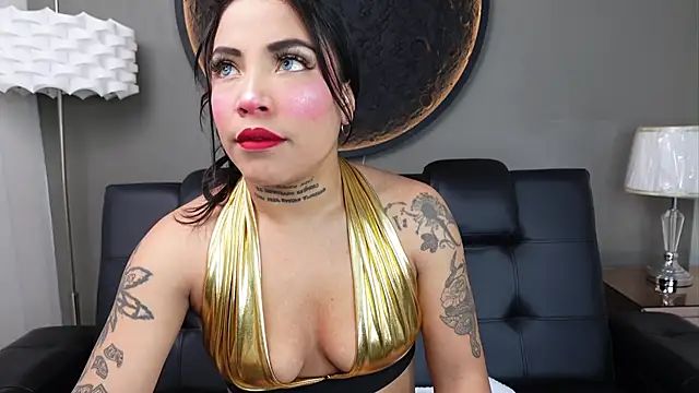 miss vaiolette online show from 04/13/26, 11:05