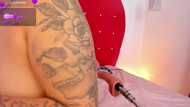 nicolette rock online show from 01/29/25, 01:38