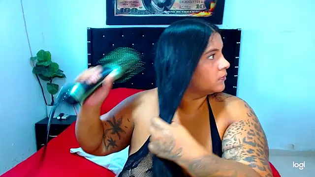 Edithxxx1 online show from 04/16/26, 07:14