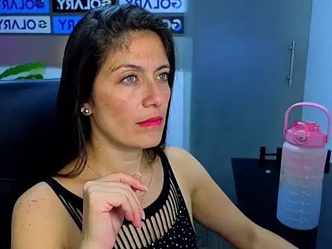 AnnyMilet  online show from 03/19/26, 10:58