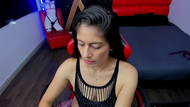 AnnyMilet  online show from 07/06/26, 03:03