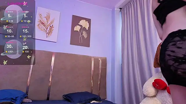 Snapshot of SALOME_F0X_ chatting on 05/21/26, 08:49 SALOME F0X online show from 05/21/26, 08:49