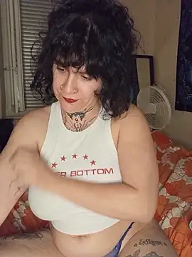 callmelouve online show from 05/18/26, 11:43
