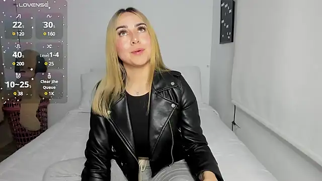 sophi mooreno online show from 03/05/25, 05:29