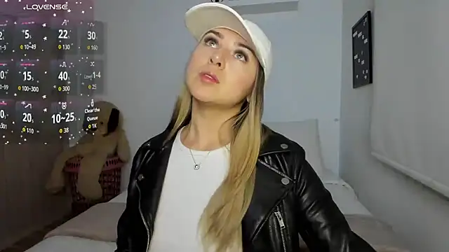 sophi mooreno online show from 03/06/26, 01:13