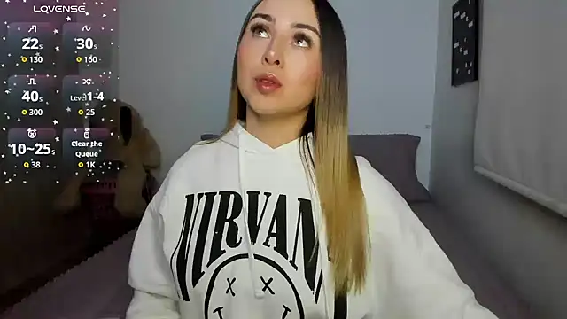 sophi mooreno online show from 06/09/26, 03:29