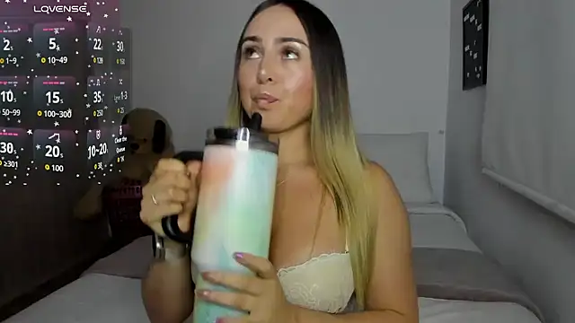 sophi mooreno online show from 07/23/26, 04:10