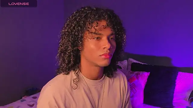 Lucas eevans online show from 02/21/25, 06:15