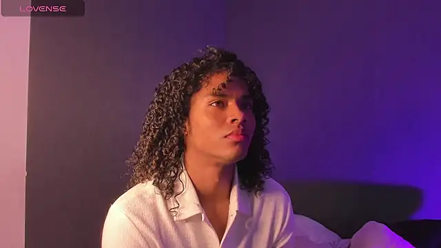 Lucas eevans online show from 02/23/25, 03:40