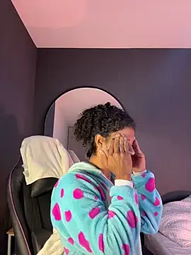 Lucas eevans online show from 03/12/26, 12:44