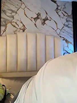 Snapshot of mollieblue69 chatting on 01/18/26, 12:53 mollieblue69 online show from 01/18/26, 12:53