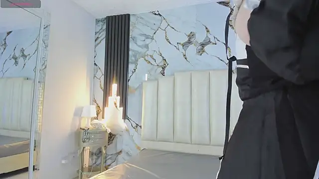 Snapshot of mollieblue69 chatting on 02/06/26, 01:03 mollieblue69 online show from 02/06/26, 01:03