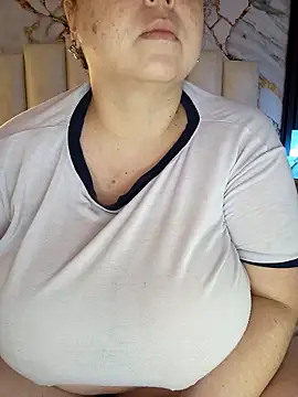 Snapshot of mollieblue69 chatting on 03/01/26, 01:24 mollieblue69 online show from 03/01/26, 01:24