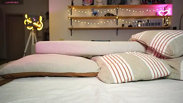 yourprettykate online show from 03/21/25, 06:40