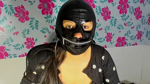 sandyquinnxx online show from 11/17/25, 06:24