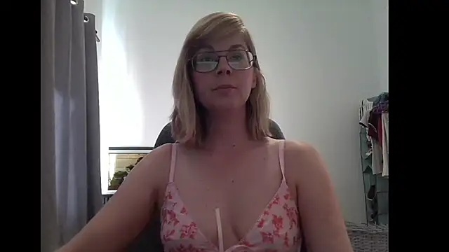 SavannaGirly online show from 03/02/25, 08:48