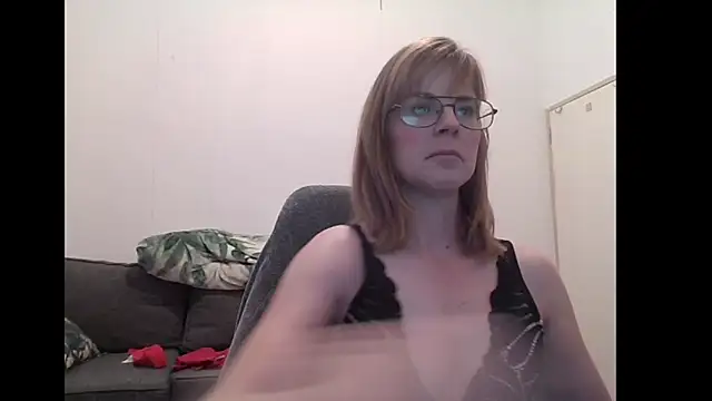 SavannaGirly online show from 10/03/25, 10:56