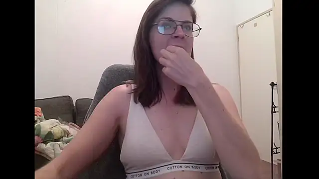 SavannaGirly online show from 02/07/26, 10:30