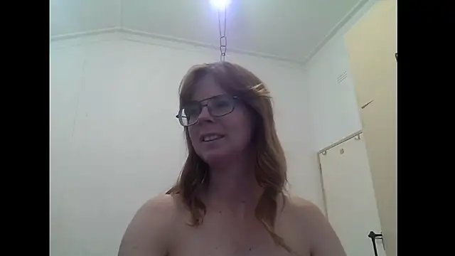 Snapshot of SavannaGirly chatting on 07/20/26, 10:39 SavannaGirly online show from 07/20/26, 10:39