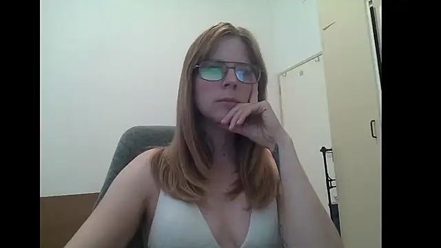 Snapshot of SavannaGirly chatting on 07/23/26, 08:45 SavannaGirly online show from 07/23/26, 08:45