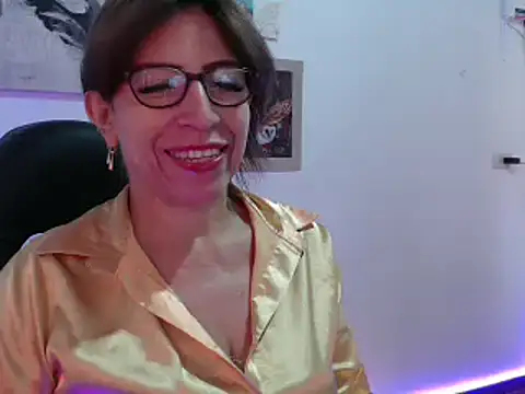 Snapshot of Chayla_Ruiz chatting on 12/31/24, 12:57 Chayla Ruiz online show from 12/31/24, 12:57