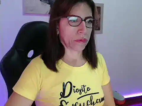 Snapshot of Chayla_Ruiz chatting on 01/27/25, 09:00 Chayla Ruiz online show from 01/27/25, 09:00