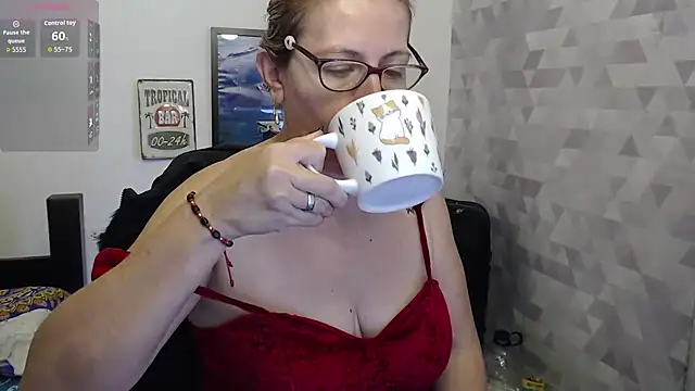 Snapshot of Chayla_Ruiz chatting on 09/09/25, 12:15 Chayla Ruiz online show from 09/09/25, 12:15