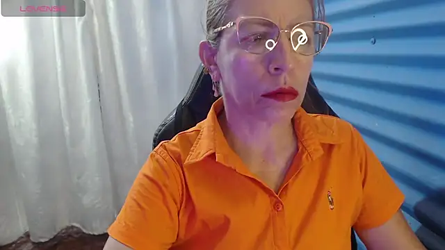 Chayla Ruiz online show from 04/09/26, 02:11