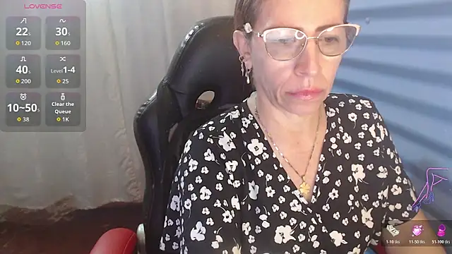 Chayla Ruiz online show from 05/27/26, 02:14