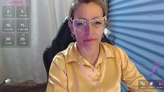 Chayla Ruiz online show from 06/03/26, 01:25