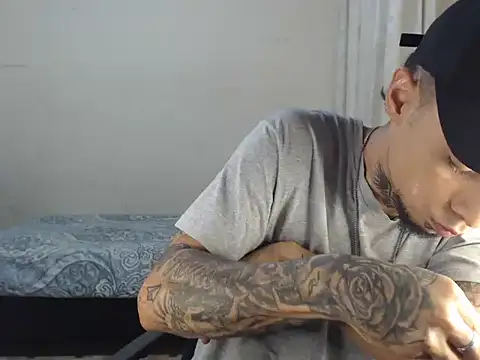 emiliano hottt online show from 01/26/25, 10:46