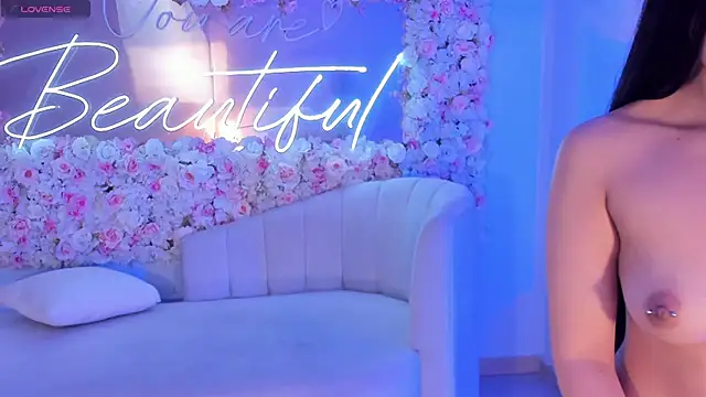 JadeEvansX online show from 12/27/24, 12:18