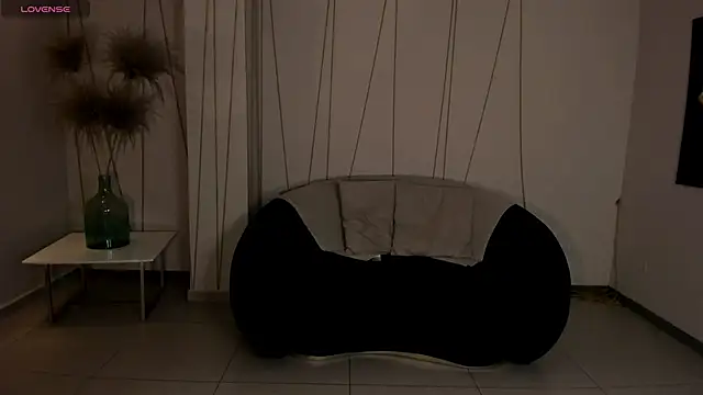 JadeEvansX online show from 06/04/26, 03:40