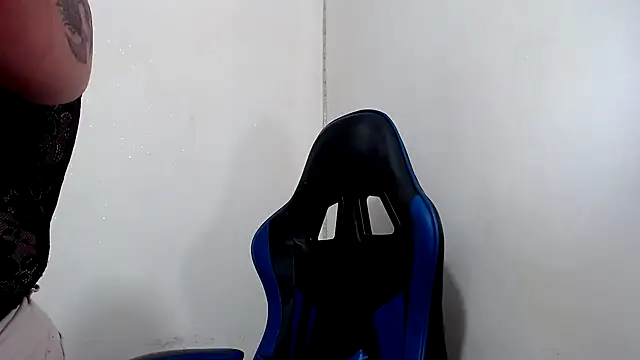 NAILAH SANZ online show from 03/31/26, 10:21