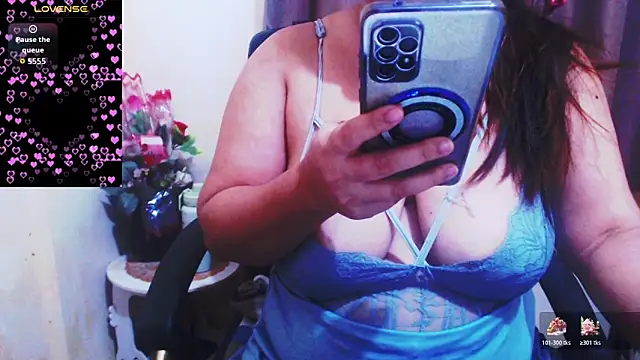 Snapshot of Alliayah_Hollyx chatting on 11/10/25, 10:42 Alliayah Hollyx online show from 11/10/25, 10:42