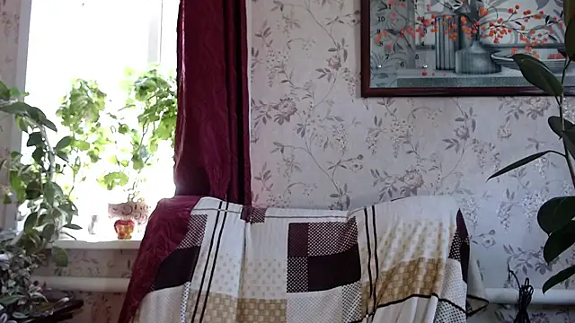 EmilyDoth online show from 07/20/26, 05:22