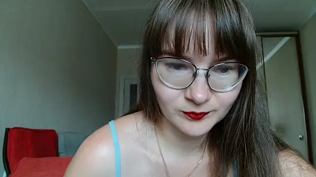 KiraGoldens online show from 07/23/26, 07:17