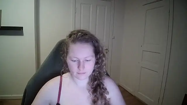 Girlnina-1995 online show from 01/30/25, 02:58