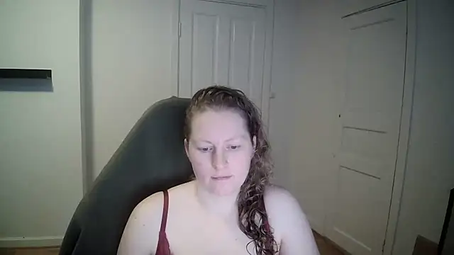 Girlnina-1995 online show from 02/17/25, 11:55