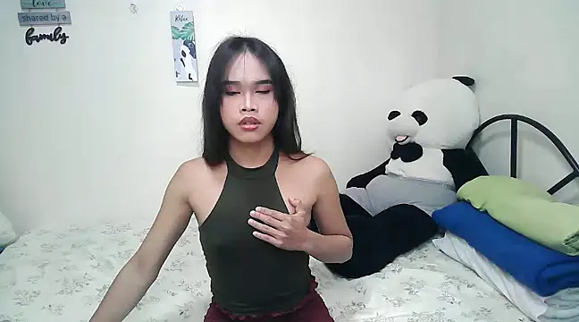 rihanna22 online show from 02/05/25, 01:22