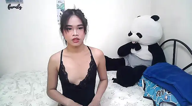 rihanna22 online show from 02/28/25, 06:21